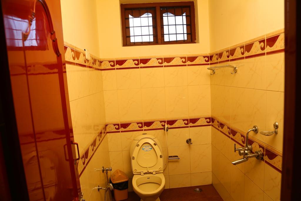 Pavithram Homestay Munnar Buitenkant foto